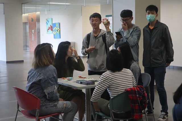 2019世界書香日 犯人在跳舞桌遊活動 7(另開新視窗/jpg檔)圖片