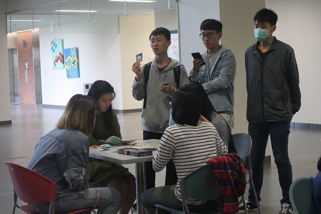 2019世界書香日 犯人在跳舞桌遊活動 9(另開新視窗/jpg檔)圖片