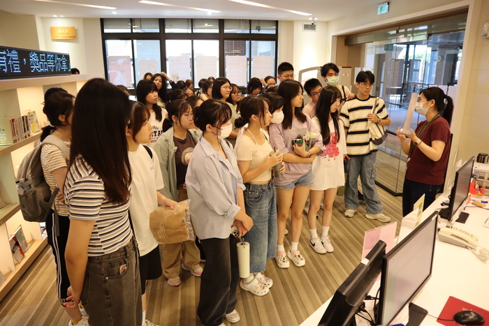 導覽 8(另開新視窗/jpg檔)圖片