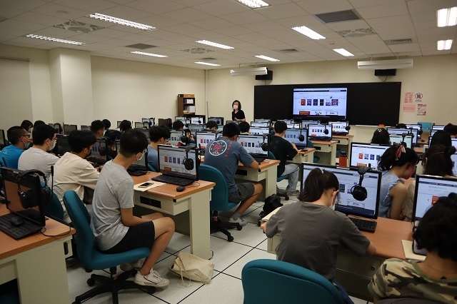 111-09-12 Access Medicine_醫學系四年級 1