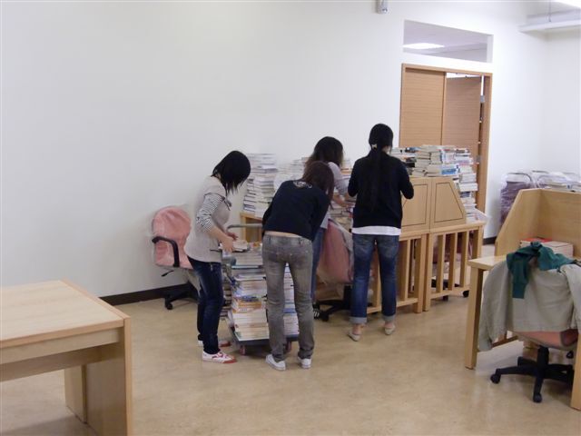 99學年上學期(另開新視窗/jpg檔)圖片