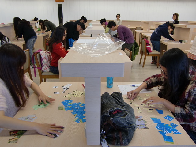 2014圖書館週海報 募集puzzle武林高手(另開新視窗/jpg檔)圖片