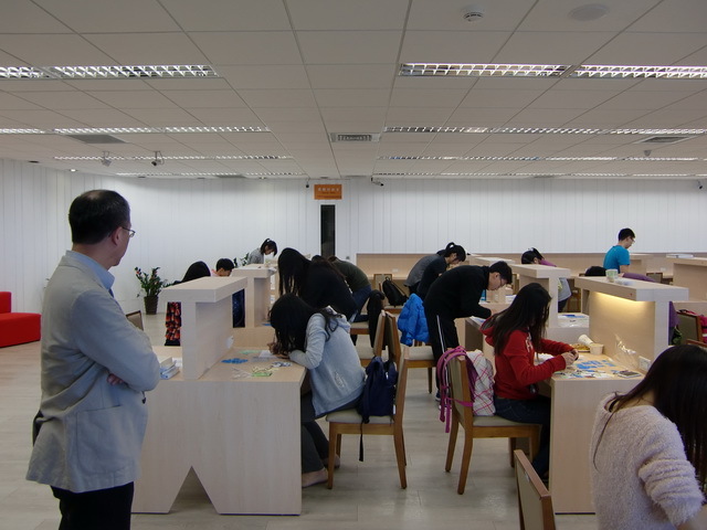 2014圖書館週海報 募集puzzle武林高手(另開新視窗/jpg檔)圖片