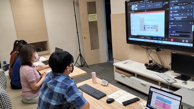 2022-08-25~26 臺灣醫學圖書館學會2022年會暨第44屆醫學圖書館工作人員線上研討會(另開新視窗/jpg檔)圖片
