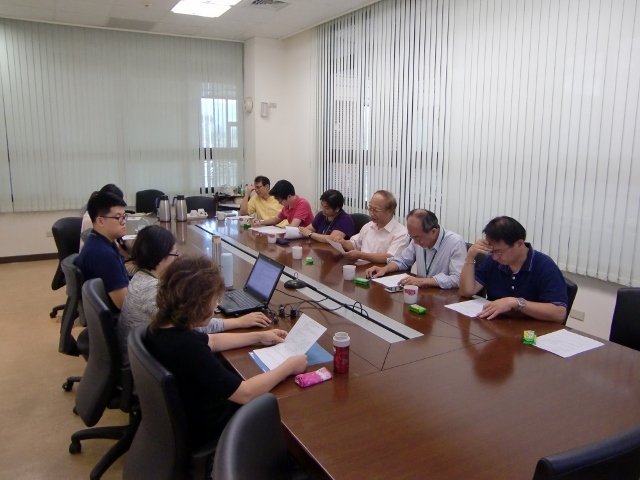 105學年度 第一次圖書諮詢委員會 2(另開新視窗/jpg檔)圖片