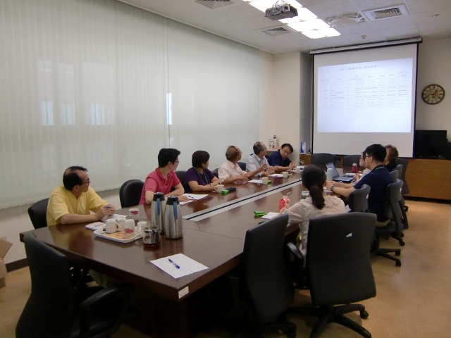 105學年度 第一次圖書諮詢委員會 12(另開新視窗/jpg檔)圖片
