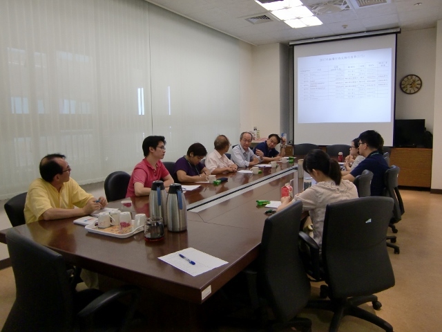 105學年度 第一次圖書諮詢委員會 13(另開新視窗/jpg檔)圖片