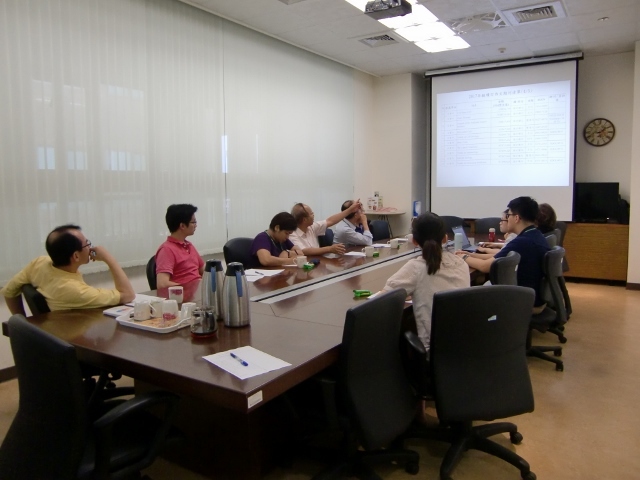 105學年度 第一次圖書諮詢委員會 14(另開新視窗/jpg檔)圖片