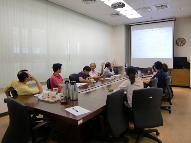 105學年度 第一次圖書諮詢委員會 15(另開新視窗/jpg檔)圖片