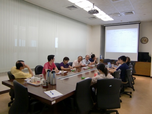 105學年度 第一次圖書諮詢委員會 20(另開新視窗/jpg檔)圖片