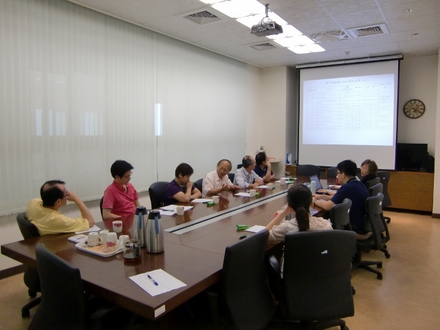 105學年度 第一次圖書諮詢委員會 23(另開新視窗/jpg檔)圖片