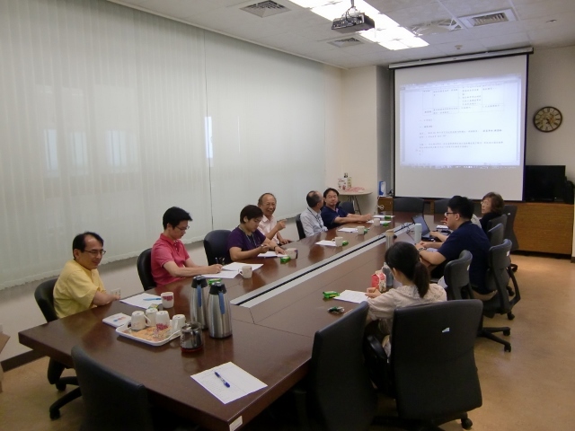 105學年度 第一次圖書諮詢委員會 29(另開新視窗/jpg檔)圖片