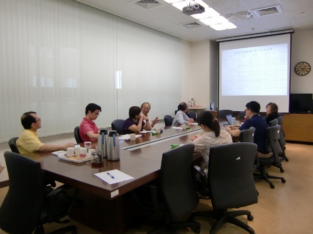 105學年度 第一次圖書諮詢委員會 33(另開新視窗/jpg檔)圖片