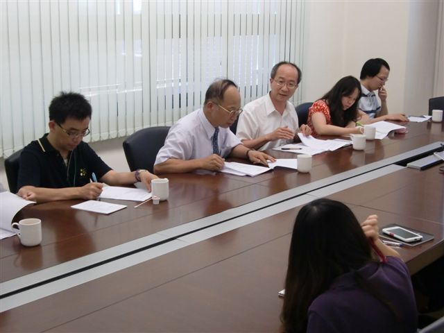 101學年度 第一次圖書諮詢委員會 2(另開新視窗/jpg檔)圖片