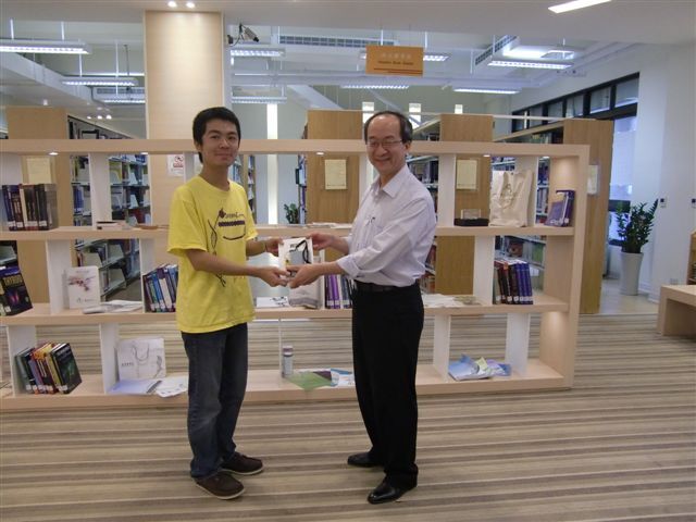 2013世界書香日頒獎 5(另開新視窗/jpg檔)圖片