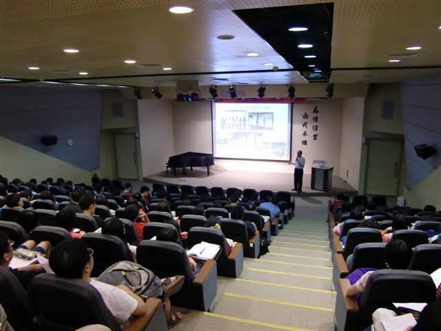 101新生入學指導 - 圖書館介紹(另開新視窗/jpg檔)圖片