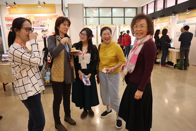 2018-12-08 2018年中華民國圖書館學會海報展(另開新視窗/jpg檔)圖片