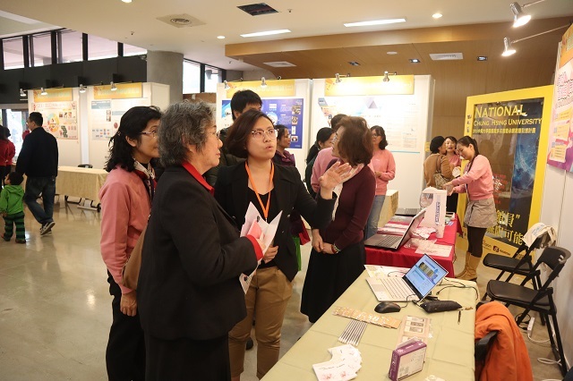 2018-12-08 2018年中華民國圖書館學會海報展(另開新視窗/jpg檔)圖片