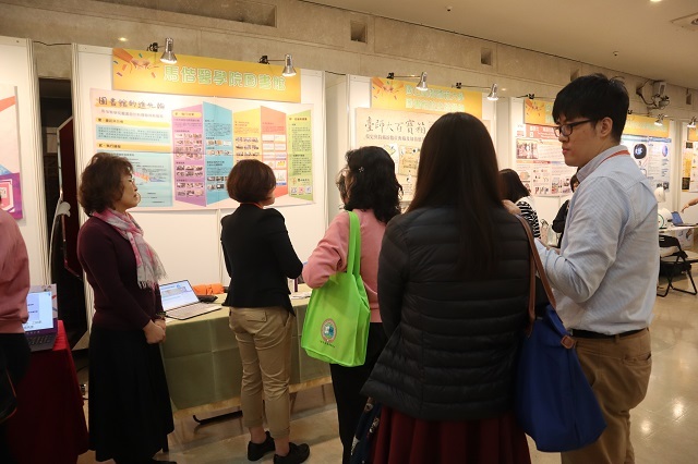 2018-12-08 2018年中華民國圖書館學會海報展(另開新視窗/jpg檔)圖片