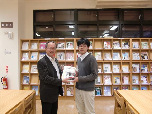 2012圖書館週頒獎(另開新視窗/jpg檔)圖片
