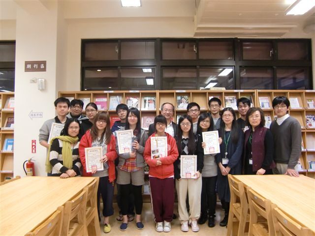 2012圖書館週頒獎(另開新視窗/jpg檔)圖片