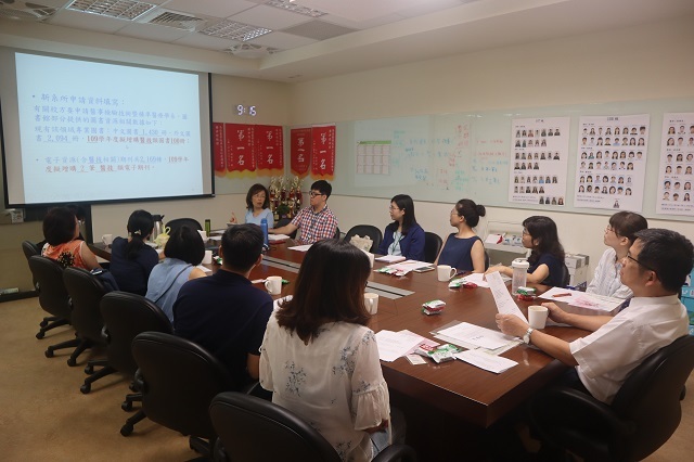 108學年度 第一次圖書諮詢委員會 24(另開新視窗/jpg檔)圖片