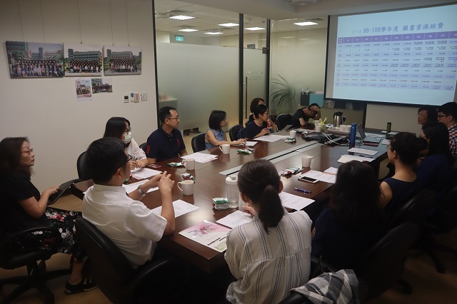 108學年度 第一次圖書諮詢委員會 33(另開新視窗/jpg檔)圖片