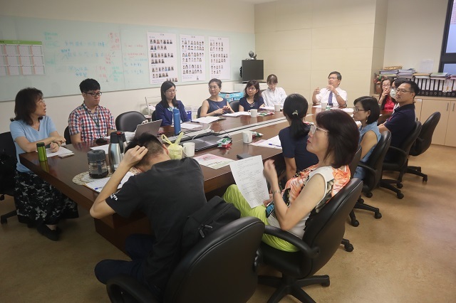 108學年度 第一次圖書諮詢委員會 39(另開新視窗/jpg檔)圖片