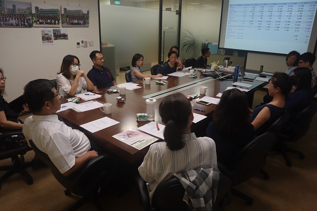108學年度 第一次圖書諮詢委員會 43(另開新視窗/jpg檔)圖片