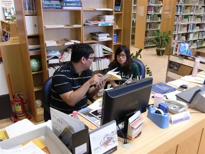 淡江大學資訊與圖書館學系所實習生