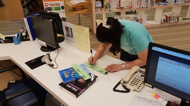 106學年度圖書館曬書節：二手書交換活動(另開新視窗/jpg檔)圖片