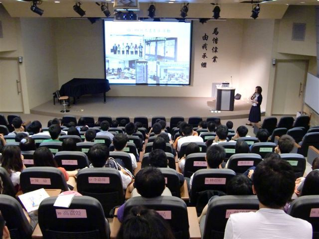 100新生入學指導 - 圖書館介紹(另開新視窗/jpg檔)圖片