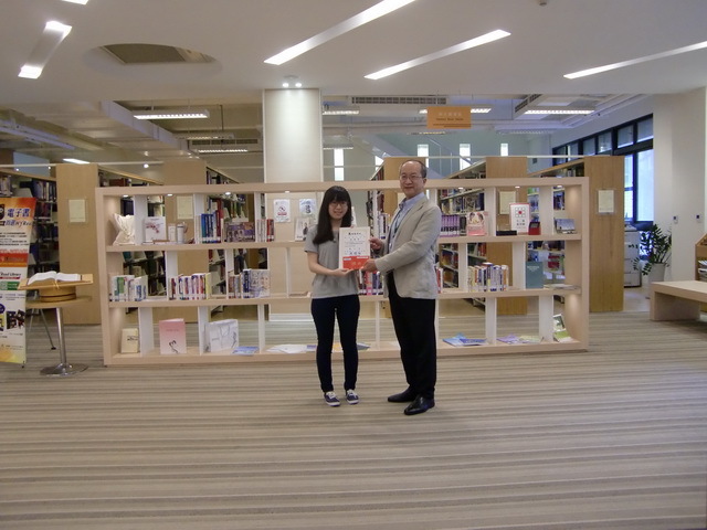 2015世界書香日頒獎 3(另開新視窗/jpg檔)圖片