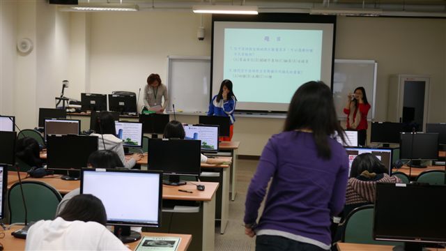 2013圖書館週頒獎 英語高手有獎徵答(另開新視窗/jpg檔)圖片