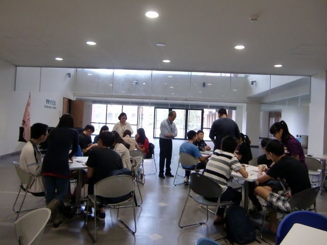 2016世界書香日 妙探尋兇桌遊活動 5(另開新視窗/jpg檔)圖片