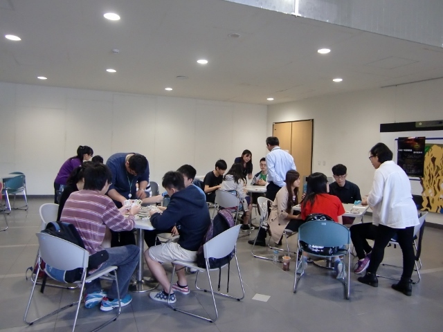 2016世界書香日 妙探尋兇桌遊活動 7(另開新視窗/jpg檔)圖片