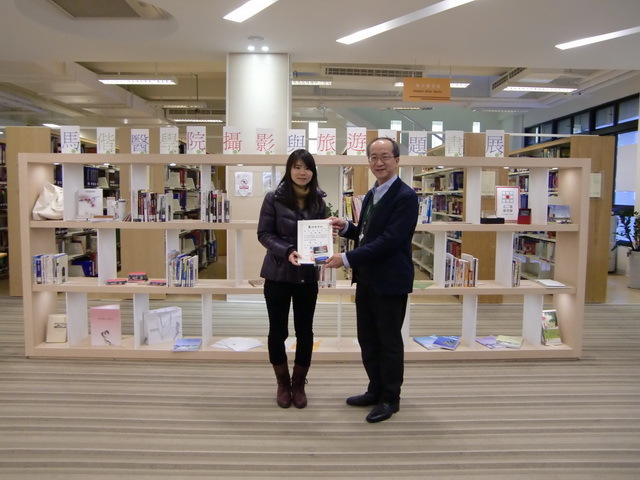 2014圖書館週頒獎(另開新視窗/jpg檔)圖片