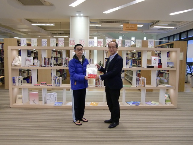 2014圖書館週頒獎(另開新視窗/jpg檔)圖片