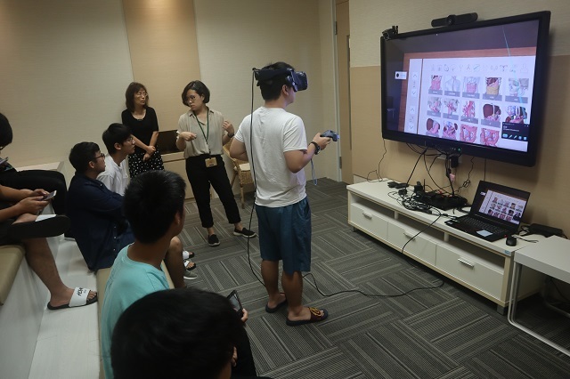 108-10-08 醫學資訊學VR體驗第一批_醫學二 39(另開新視窗/jpg檔)圖片