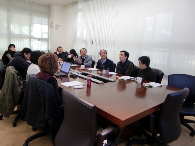 103學年度 第三次圖書諮詢委員會 6(另開新視窗/jpg檔)圖片