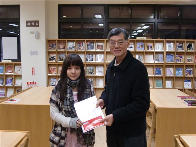 2011圖書館週頒獎(另開新視窗/jpg檔)圖片