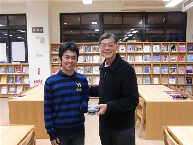 2011圖書館週頒獎(另開新視窗/jpg檔)圖片