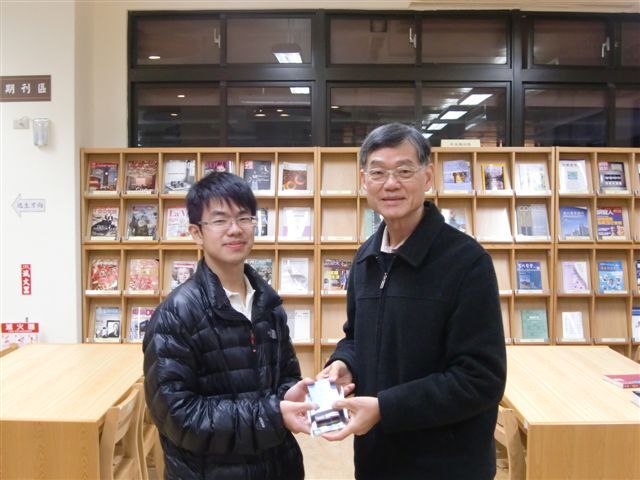 2011圖書館週頒獎(另開新視窗/jpg檔)圖片
