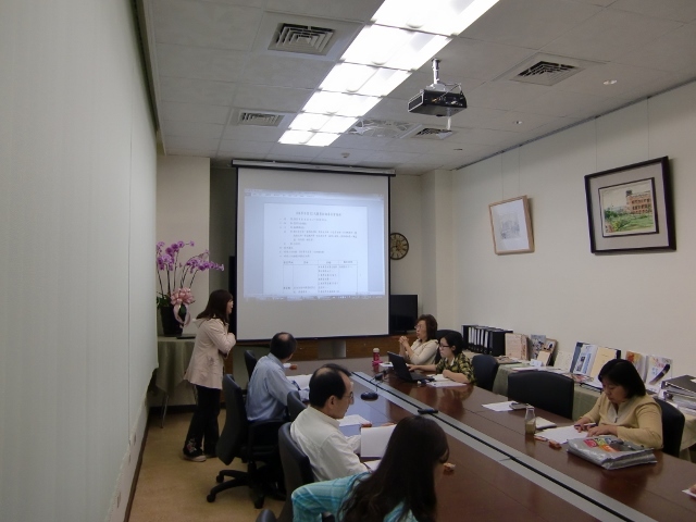 104學年度 第二次圖書諮詢委員會 1(另開新視窗/jpg檔)圖片