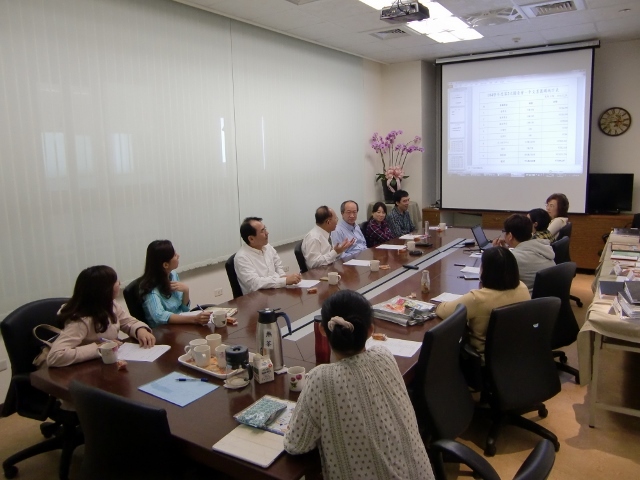 104學年度 第二次圖書諮詢委員會 16(另開新視窗/jpg檔)圖片