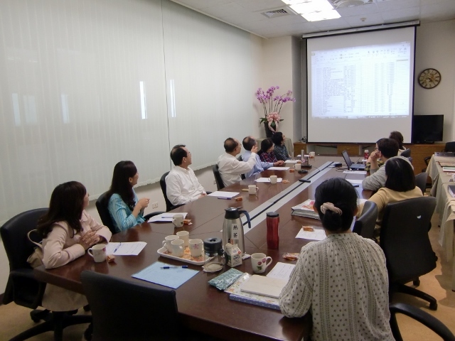 104學年度 第二次圖書諮詢委員會 23(另開新視窗/jpg檔)圖片