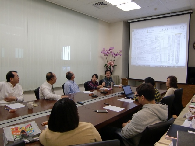 104學年度 第二次圖書諮詢委員會 30(另開新視窗/jpg檔)圖片
