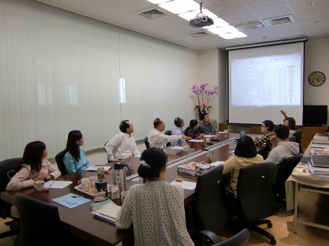 104學年度 第二次圖書諮詢委員會 31(另開新視窗/jpg檔)圖片
