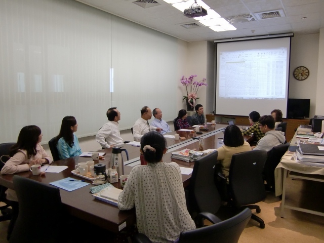 104學年度 第二次圖書諮詢委員會 34(另開新視窗/jpg檔)圖片