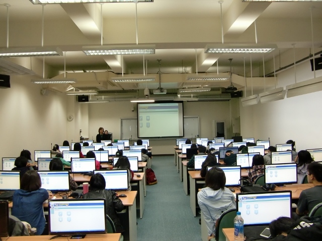 104-10-12 Eztest 聽語系13